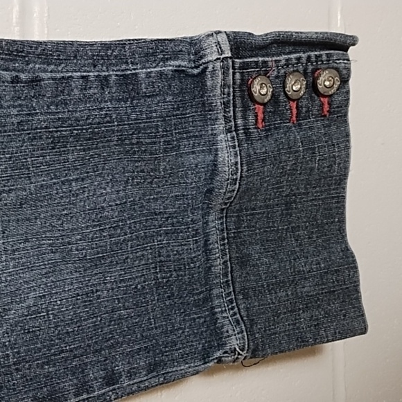 Candies Stretch Denim Capri Jeans Pink Stitching Rhinestone Buttons & Accents 12 - Picture 3 of 11